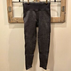 Offline by Aerie Gray Black High-Waisted Leggings